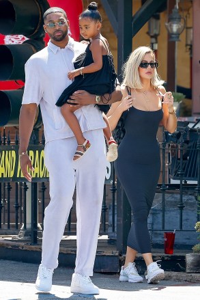 Calabasas, CA  - *EXCLUSIVE* Khloe Kardashian and Tristan Thompson exit with Kris Jenner after a pre-Father’s Day family lunch at Sagebrush Cantina in Calabasas.

Pictured: Khloe Kardashian and Tristan Thompson

BACKGRID USA 19 JUNE 2022 

USA: +1 310 798 9111 / usasales@backgrid.com

UK: +44 208 344 2007 / uksales@backgrid.com

*UK Clients - Pictures Containing Children
Please Pixelate Face Prior To Publication*